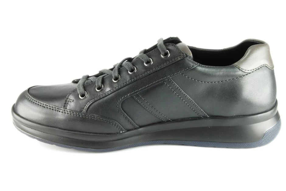 LISANDRO W. Noir 6 LISANDRO W. Noir – Image 4